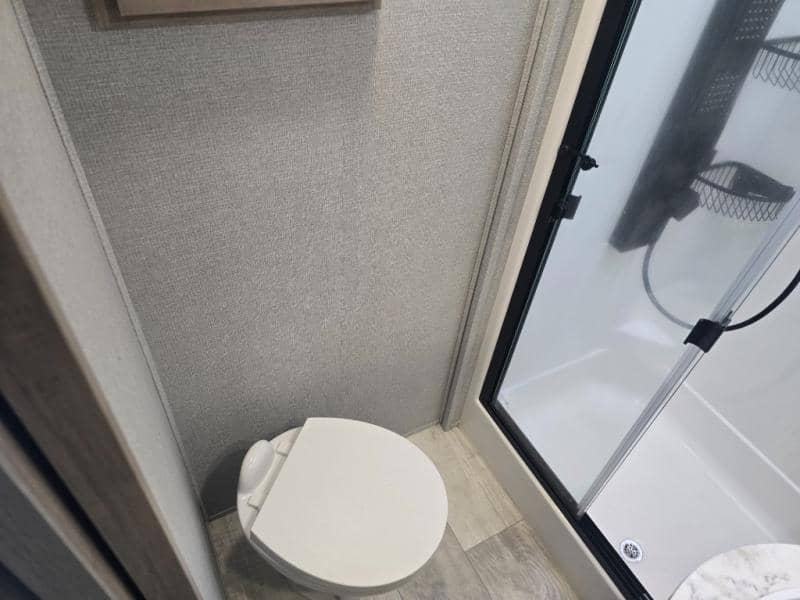 2024 Grand Design 2024 Grand Design Momentum - thumbnail 23