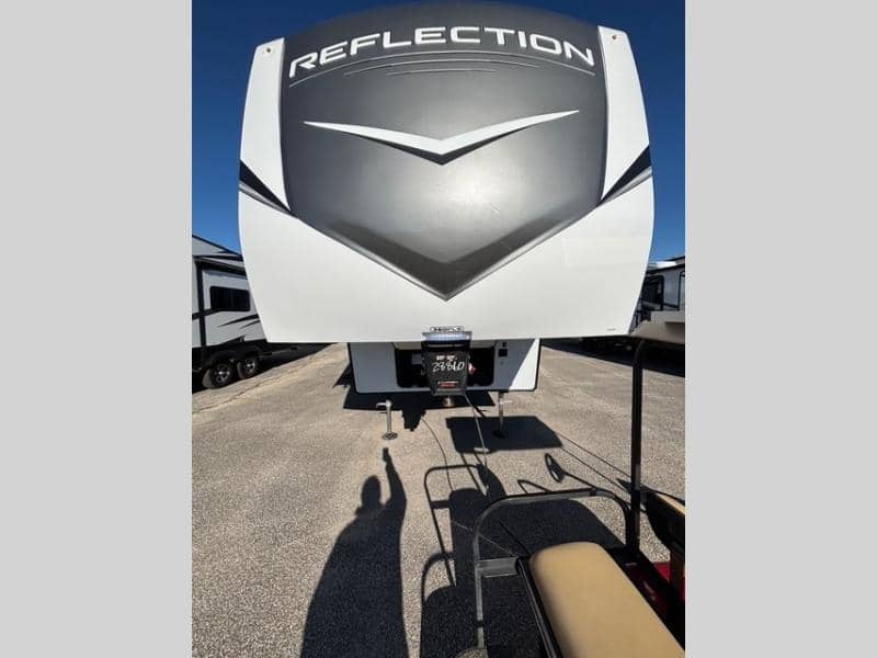 2025 Grand Design 2025 Grand Design Reflection - thumbnail 4