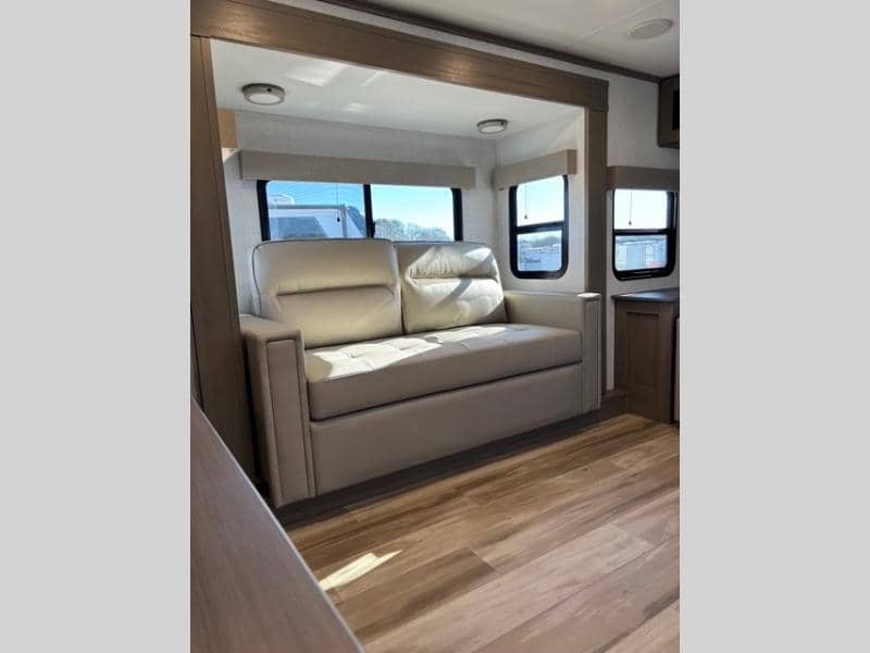 2025 Grand Design 2025 Grand Design Reflection - thumbnail 14