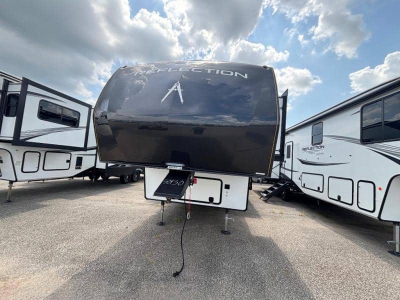 2026 Grand Design 2026 Grand Design Reflection - thumbnail 4