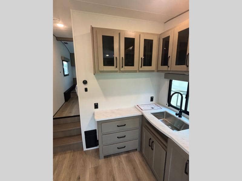 2026 Grand Design 2026 Grand Design Reflection 100 Series - thumbnail 8