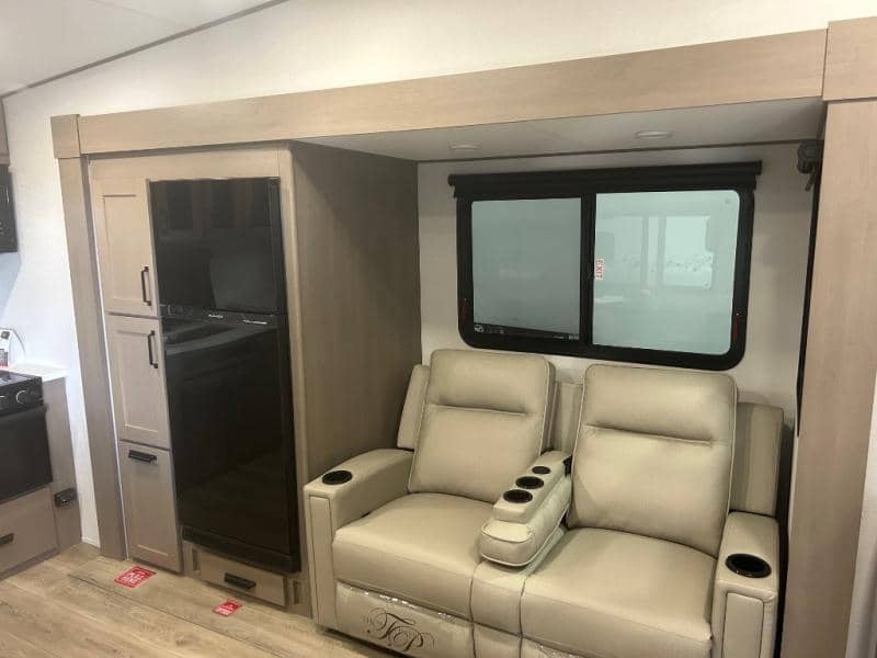 2026 Grand Design 2026 Grand Design Reflection 150 Series - thumbnail 12