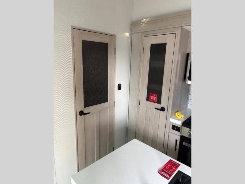 2026 Grand Design 2026 Grand Design Solitude - thumbnail 9