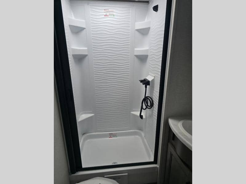 2026 Grand Design 2026 Grand Design Transcend - thumbnail 28