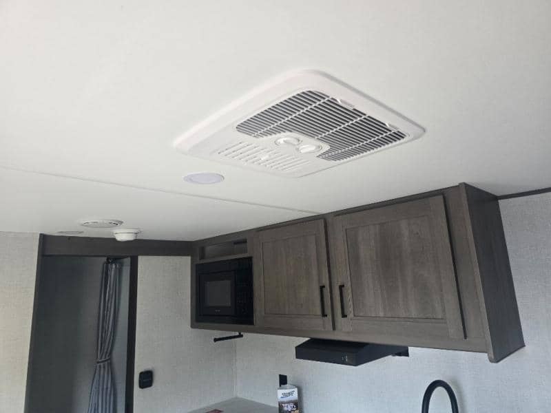 2026 Grand Design 2026 Grand Design Transcend - thumbnail 15