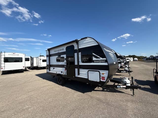 2026 Grand Design 2026 Grand Design Transcend - thumbnail 1