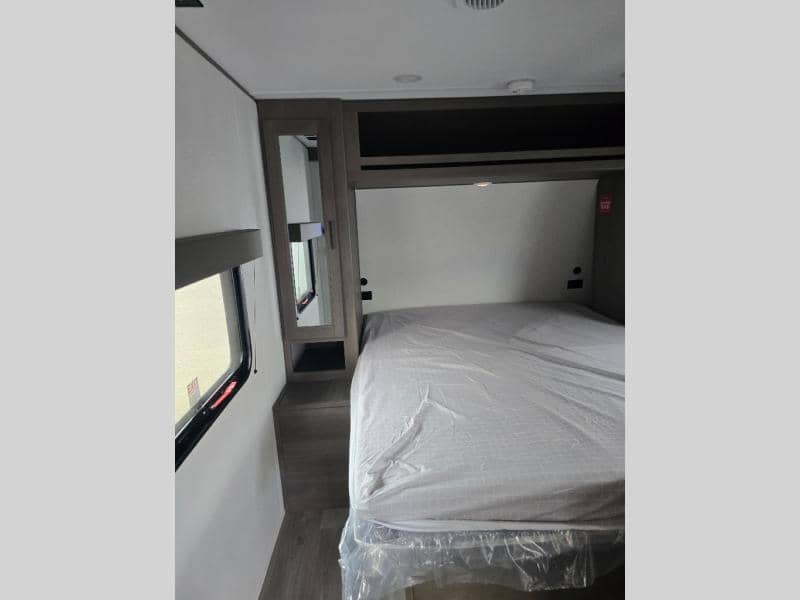 2026 Grand Design 2026 Grand Design Transcend - thumbnail 20