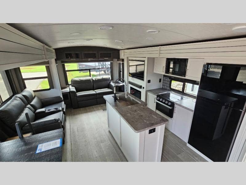 2025 Keystone RV 2025 Keystone RV Keystone Cougar - thumbnail 11