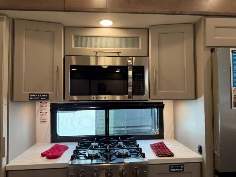 2026 Alliance RV 2026 Alliance RV Paradigm - thumbnail 9