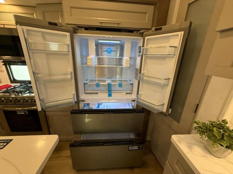 2026 Alliance RV 2026 Alliance RV Paradigm - thumbnail 12