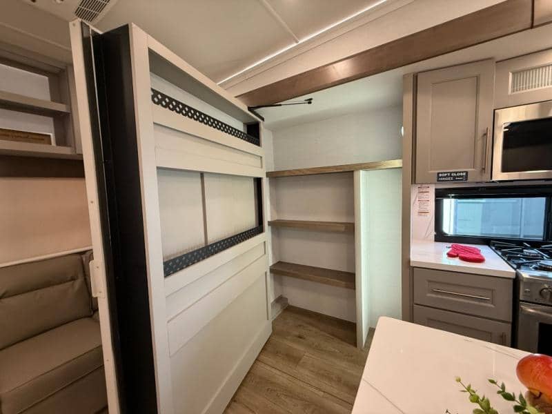 2026 Alliance RV 2026 Alliance RV Paradigm - thumbnail 24