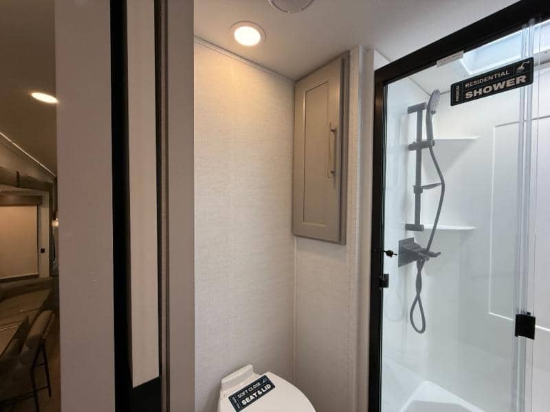 2026 Alliance RV 2026 Alliance RV Paradigm - thumbnail 28