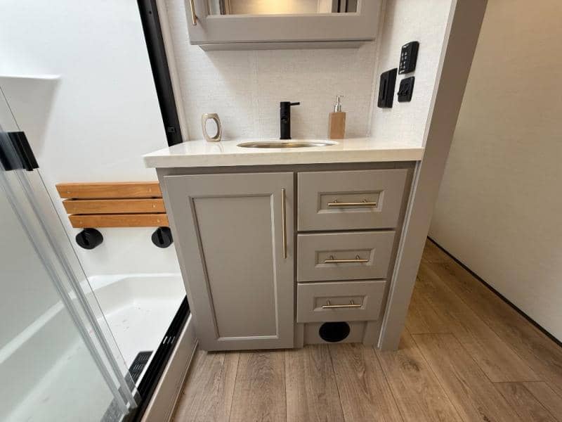 2026 Alliance RV 2026 Alliance RV Paradigm - thumbnail 29