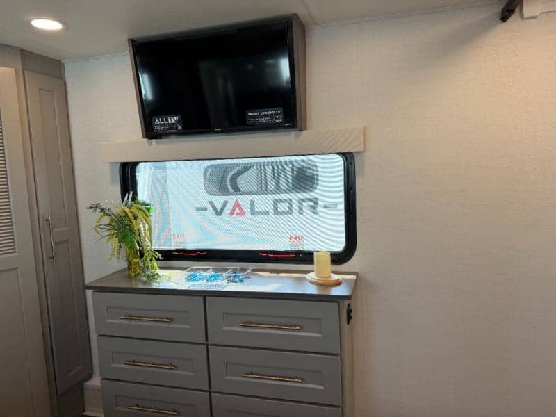 2026 Alliance RV 2026 Alliance RV Paradigm - thumbnail 34