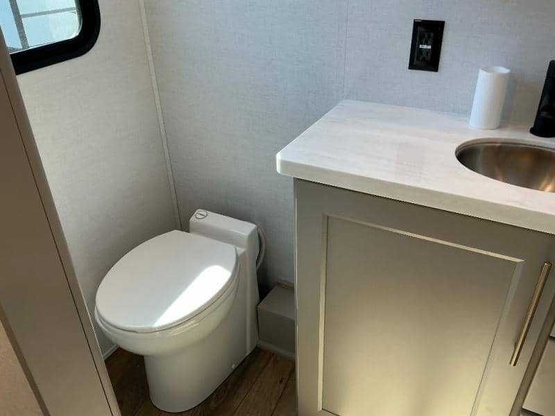 2026 Alliance RV 2026 Alliance RV Paradigm - thumbnail 24