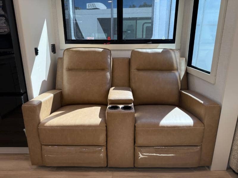 2026 Brinkley RV 2026 Brinkley RV Model IX - thumbnail 18