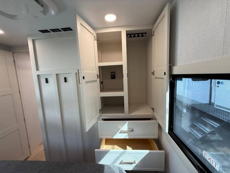 2026 Brinkley RV 2026 Brinkley RV Model IX - thumbnail 34