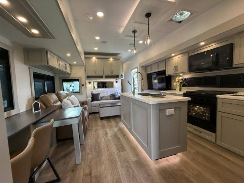 2026 Brinkley RV 2026 Brinkley RV Model Z - thumbnail 12
