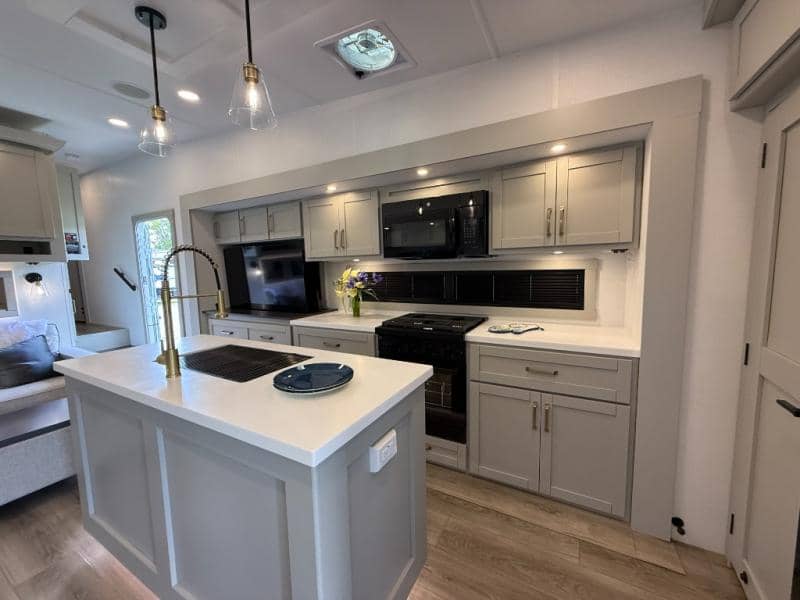 2026 Brinkley RV 2026 Brinkley RV Model Z - thumbnail 13