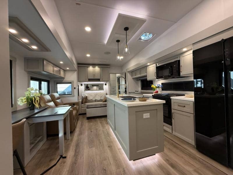 2026 Brinkley RV 2026 Brinkley RV Model Z - thumbnail 5