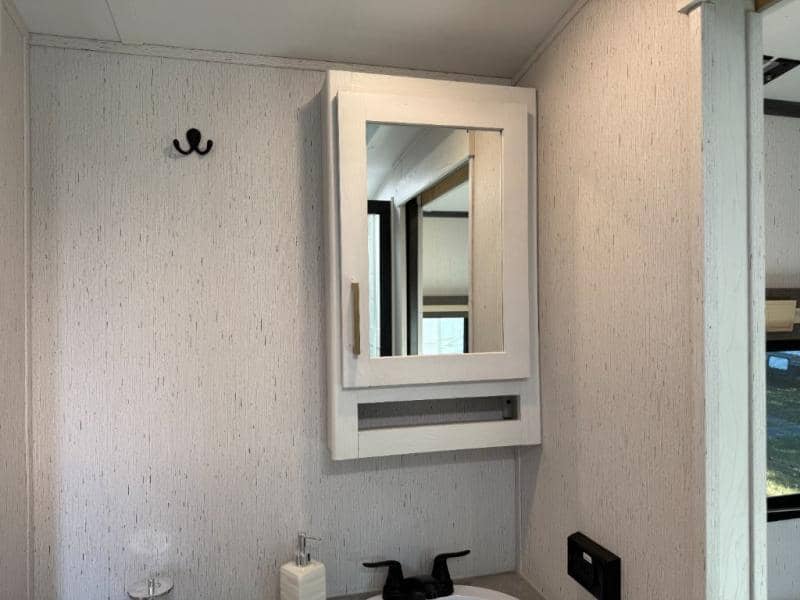 2023 Dutchmen 2023 Dutchmen Astoria - thumbnail 32