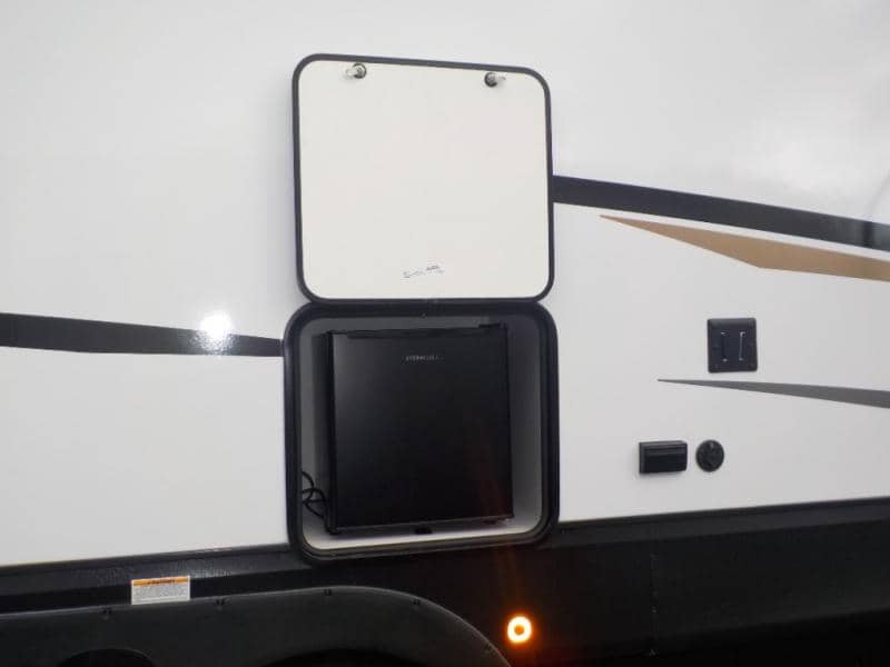 2023 Dutchmen 2023 Dutchmen Astoria - thumbnail 6