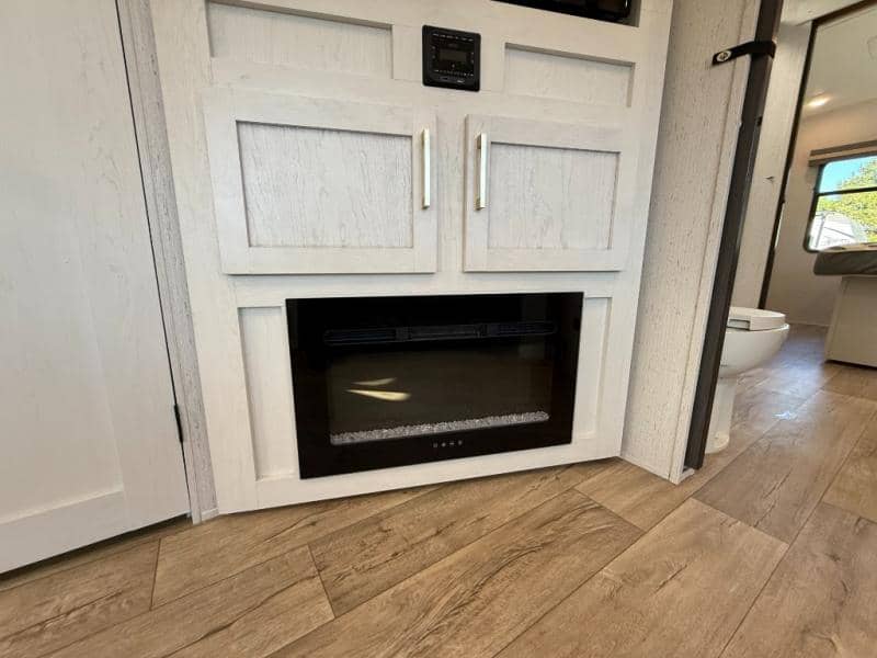 2023 Dutchmen 2023 Dutchmen Astoria - thumbnail 28