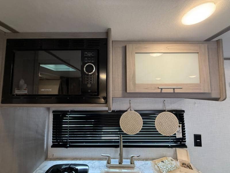 2022 Coleman 2022 Coleman Lantern LT - thumbnail 10