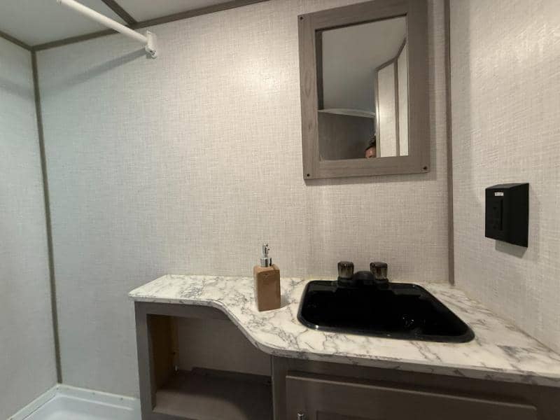 2022 Coleman 2022 Coleman Lantern LT - thumbnail 16