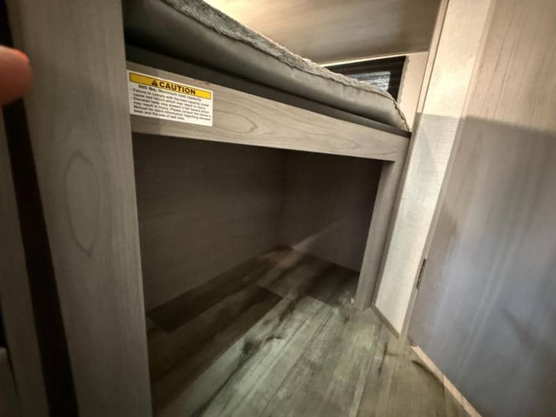 2022 Coleman 2022 Coleman Lantern LT - thumbnail 21