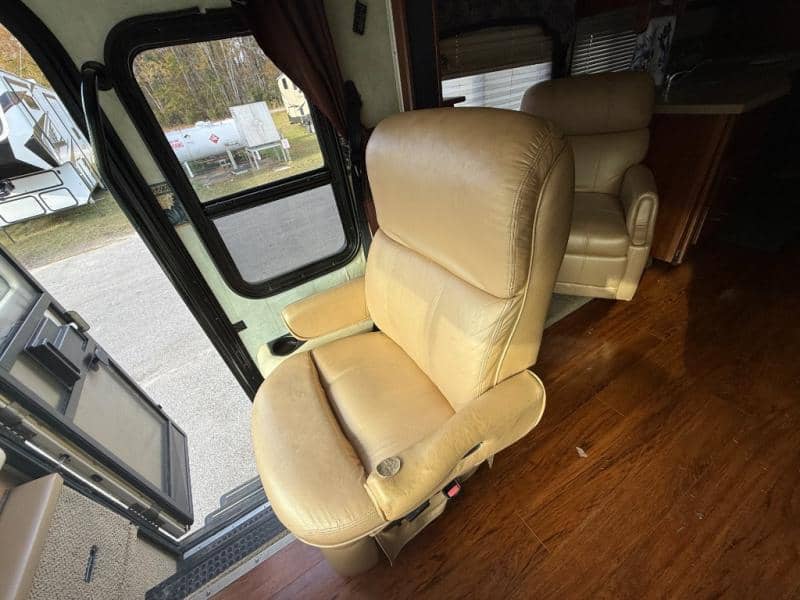 2004 Fleetwood 2004 Fleetwood Bounder - thumbnail 14