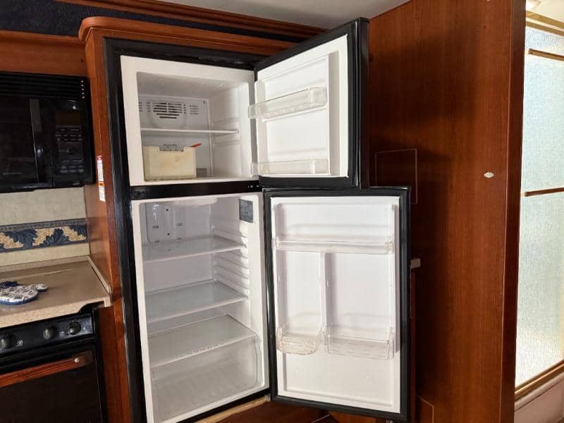 2004 Fleetwood 2004 Fleetwood Bounder - thumbnail 22