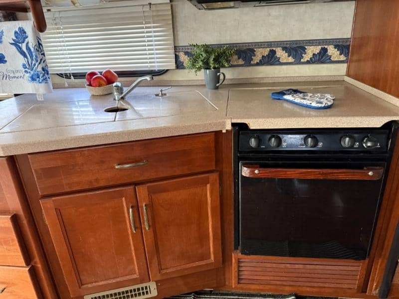 2004 Fleetwood 2004 Fleetwood Bounder - thumbnail 24