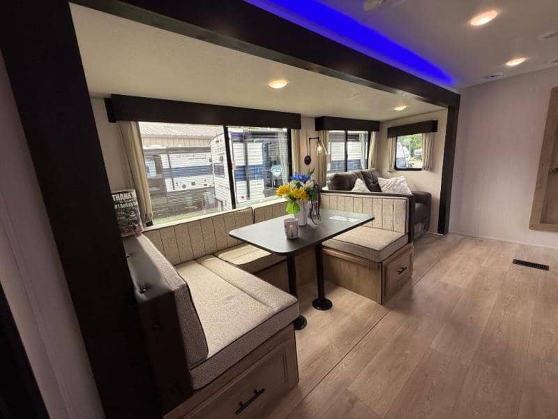 2026 Forest River 2026 Forest River Cherokee Wolf Den - thumbnail 16