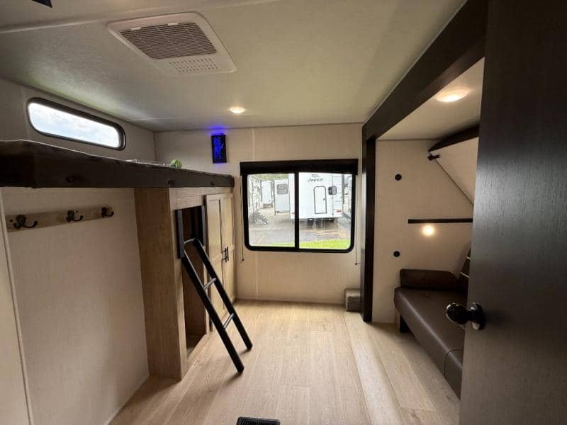 2026 Forest River 2026 Forest River Cherokee Wolf Den - thumbnail 22