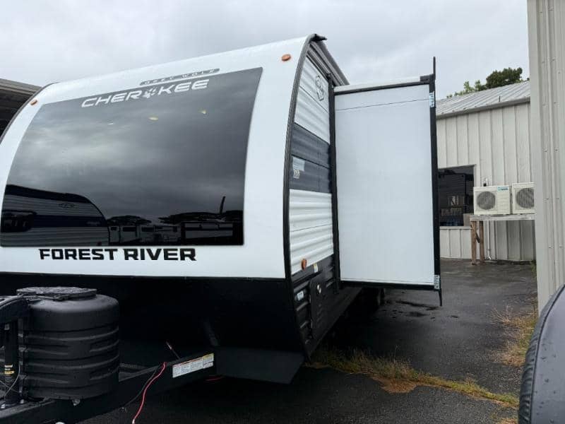 2026 Forest River 2026 Forest River Cherokee Grey Wolf - thumbnail 4