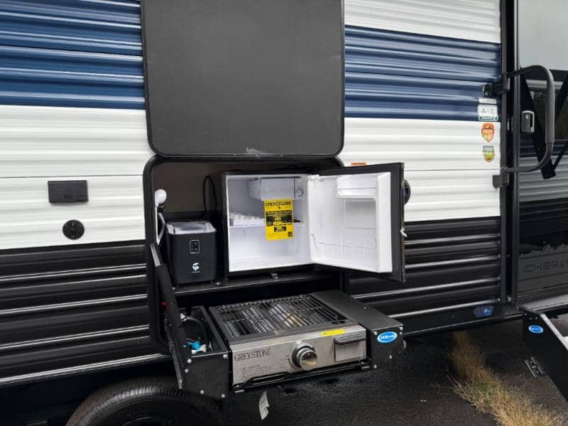 2026 Forest River 2026 Forest River Cherokee Grey Wolf - thumbnail 6