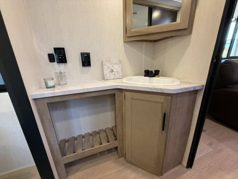 2026 Forest River 2026 Forest River Cherokee Grey Wolf - thumbnail 27