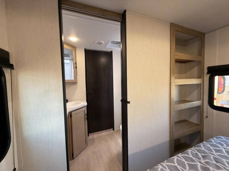 2026 Forest River 2026 Forest River Cherokee Grey Wolf - thumbnail 33