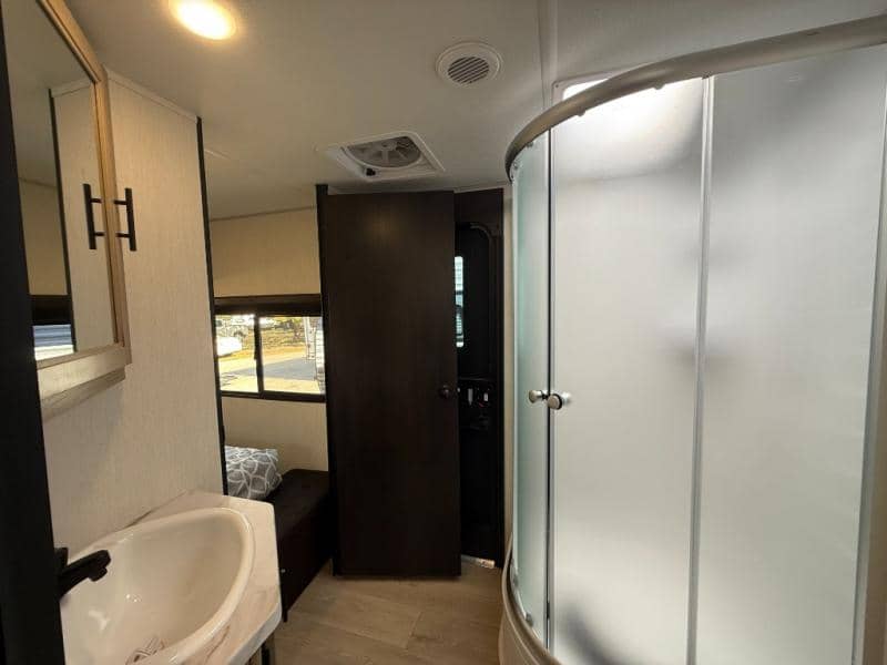 2026 Forest River 2026 Forest River Cherokee Grey Wolf - thumbnail 27