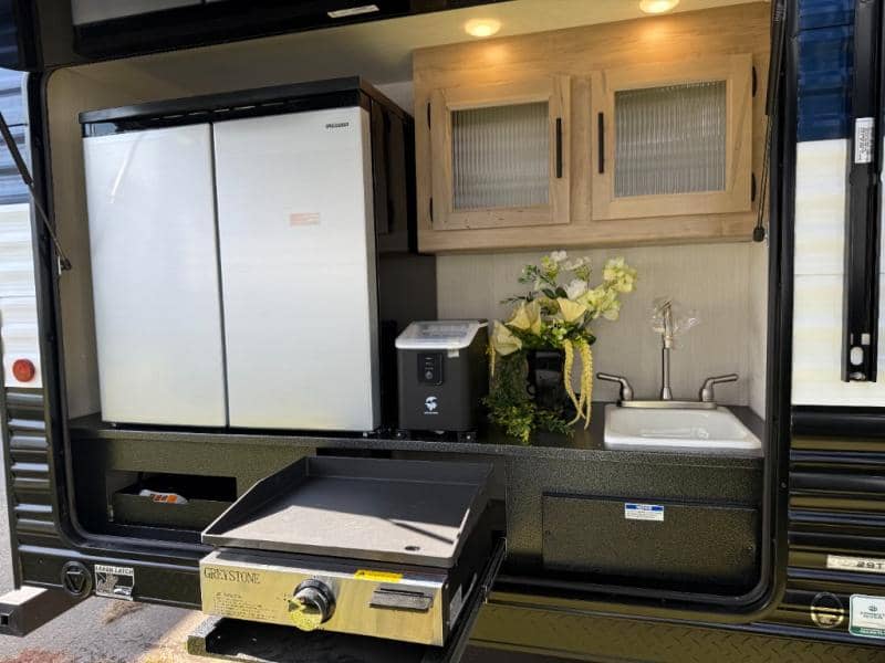 2026 Forest River 2026 Forest River Cherokee Grey Wolf - thumbnail 5