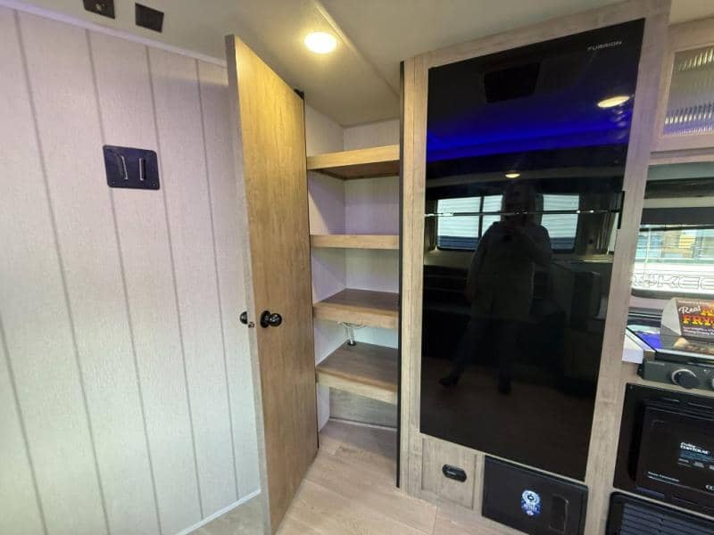 2026 Forest River 2026 Forest River Cherokee Grey Wolf - thumbnail 16