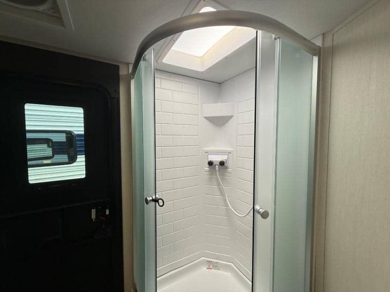 2026 Forest River 2026 Forest River Cherokee Grey Wolf - thumbnail 32