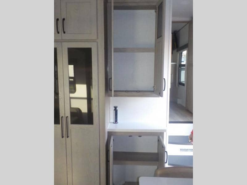 2025 Forest River 2025 Forest River Flagstaff Classic - thumbnail 13