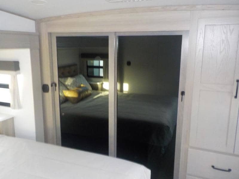 2025 Forest River 2025 Forest River Flagstaff Classic - thumbnail 16