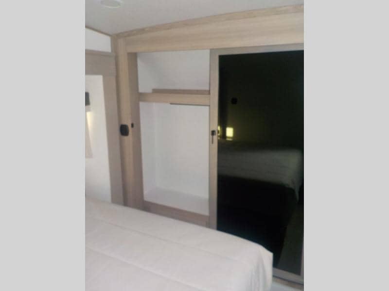 2025 Forest River 2025 Forest River Flagstaff Classic - thumbnail 19