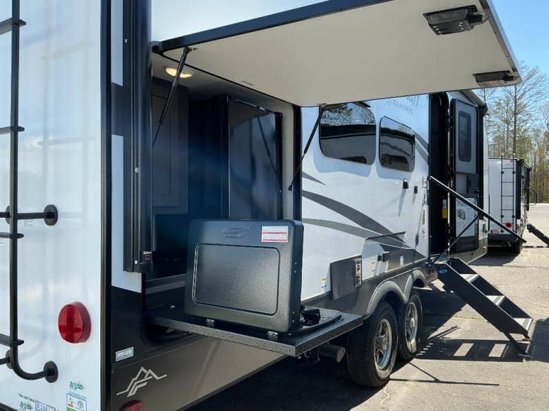 2025 Forest River 2025 Forest River Flagstaff Classic - thumbnail 7