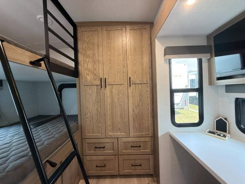 2026 Forest River 2026 Forest River Flagstaff Classic - thumbnail 17