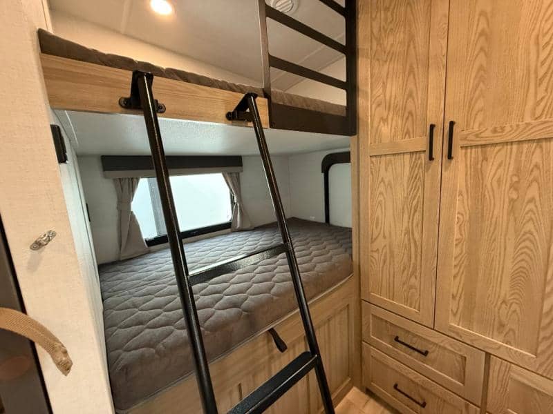 2026 Forest River 2026 Forest River Flagstaff Classic - thumbnail 19