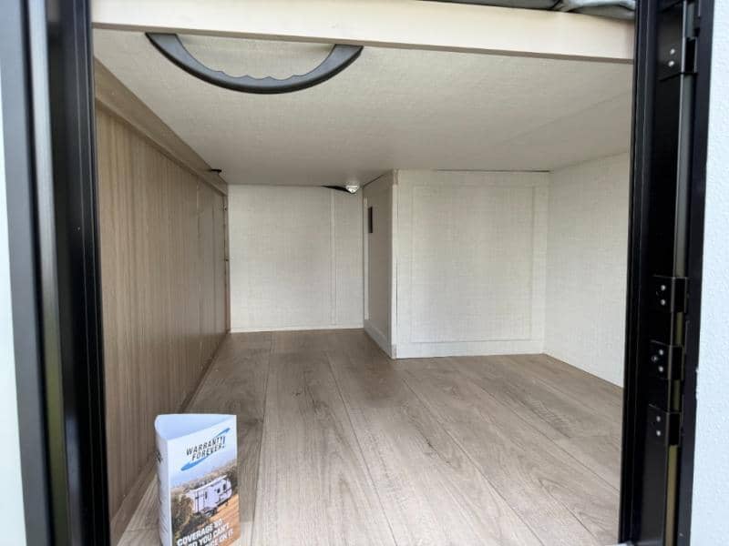 2026 Forest River 2026 Forest River Flagstaff Classic - thumbnail 38